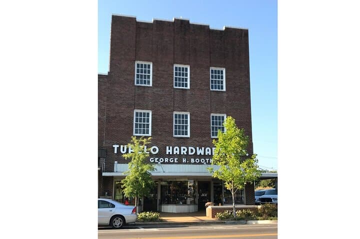 Elvis Tupelo Roots: Full-Day Private Tour from Memphis photo 5