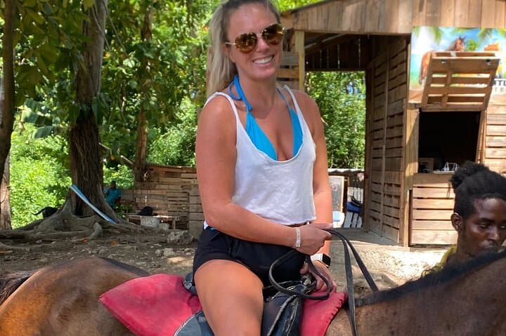 Sunset Beach Horseback Ride in Montego Bay photo 4
