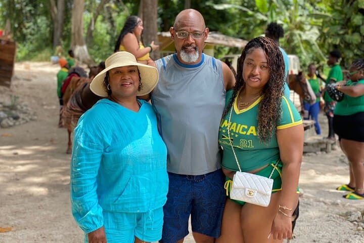 Sunset Beach Horseback Ride in Montego Bay photo 6