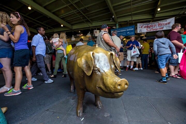 Seattle Downtown Pioneers to Starbucks: Self-Guided Walking Tour