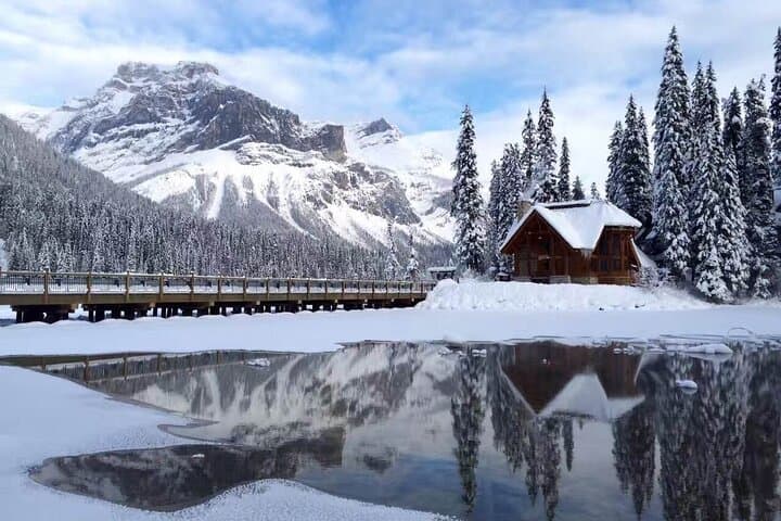 5-Day Rockies Winter Tour from Calgary — Banff, Lake Louise & Drumheller photo 2