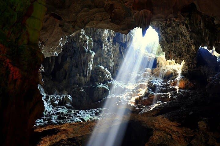 Halong Bay 4-Hour Shore Excursion: Cruise Among UNESCO Limestone Karsts photo 6