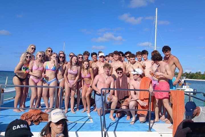 Punta Cana Sandbar Party: Bávaro Booze Boat Snorkel, Music & Drinks photo 5