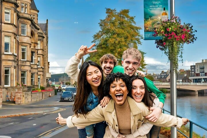 Inverness Quest: Self-Guided City Walk and Interactive Treasure Hunt