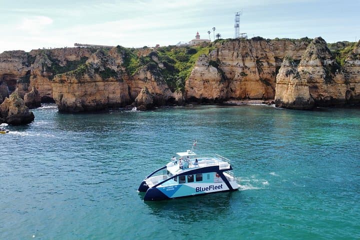 Blue Sunset Cruise to Ponta da Piedade: Lagos Catamaran Sunset & Sea Caves photo 2