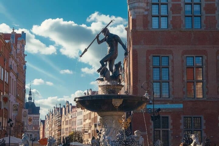 Self-Guided Gdansk Walking Tour: Royal Route & Motlawa in Two Hours photo 2