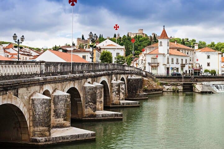 Tomar Private Walking Tour: Templar Tomar, Medieval Synagogue & Historic Sights