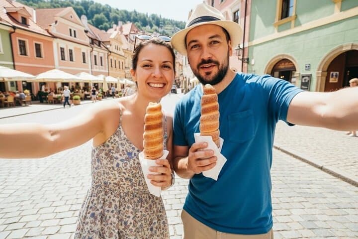 5h Summer River Cruise, Castle Tour & Czech Lunch in Český Krumlov