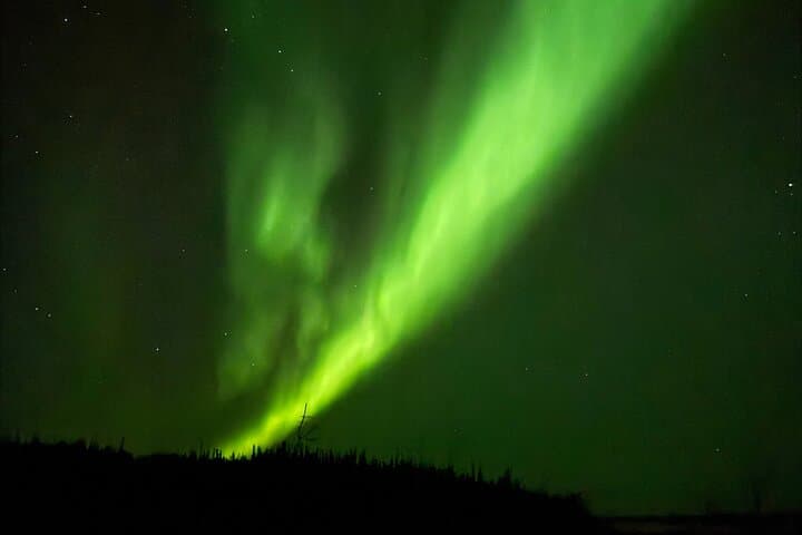 Yellowknife 2-Night Aurora Classic: Guided Aurora Hunt & Arctic Camp Stay photo 5