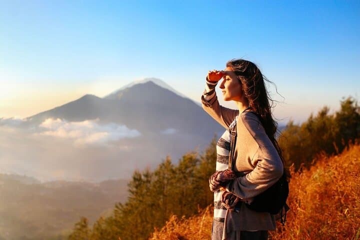 Private Mount Batur Sunrise Trek: Guided Summit Hike with Volcanic Breakfast