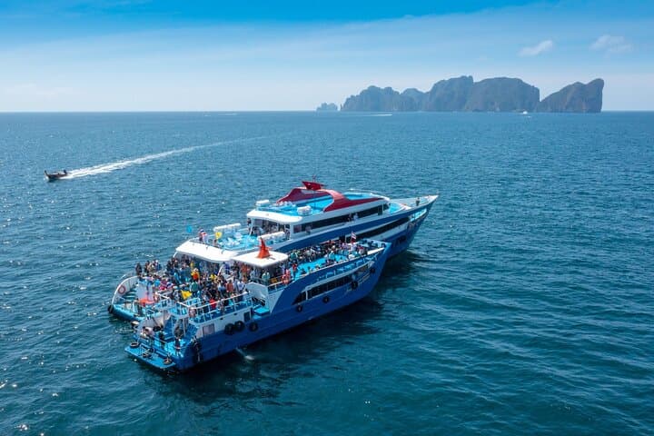 Phuket to Phi Phi Ferry Roundtrip: Smooth Transfers and Island Time photo 3