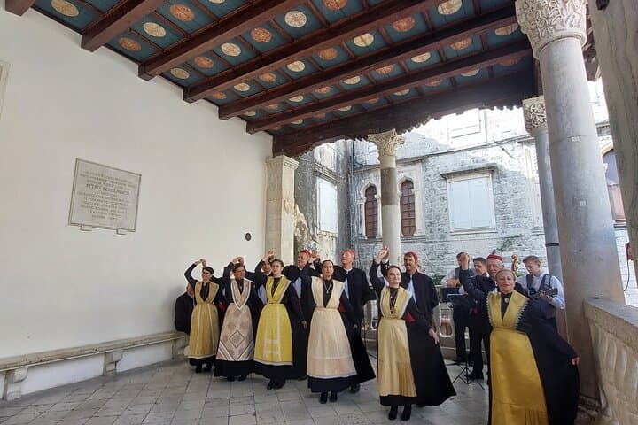 Coastal Pickleball in Split: Day Trip to Stobreč for Beginners and Players photo 2