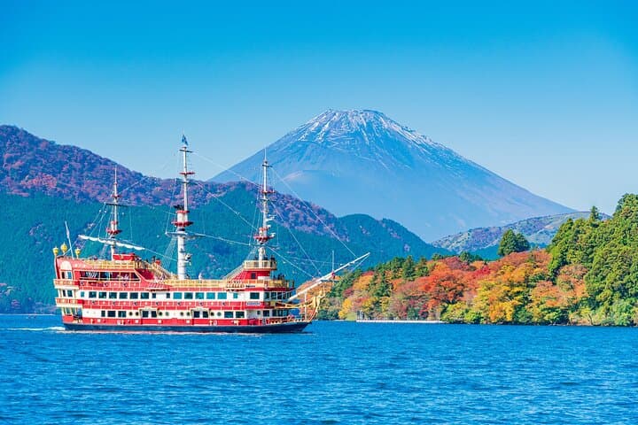Private Hakone Day Trip from Yokohama Port: Ropeway, Owakudani & Lake Ashi