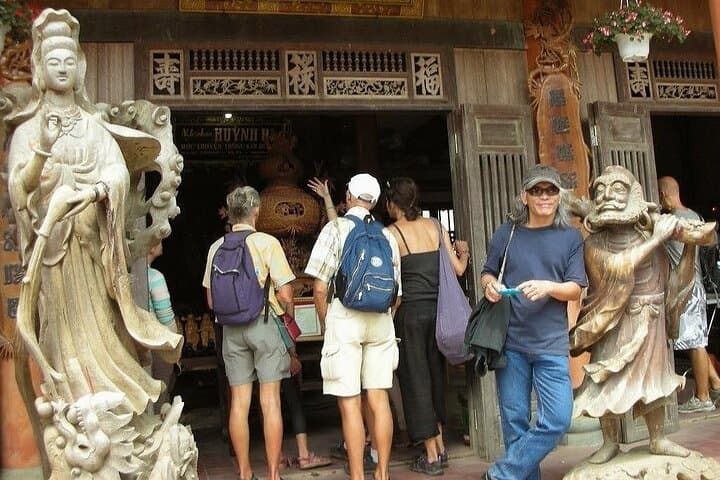 Hoi An Bike Tour — Tra Nhieu & Kim Bong: Crafts, Bamboo Basket Boats & Local Lunch photo 2