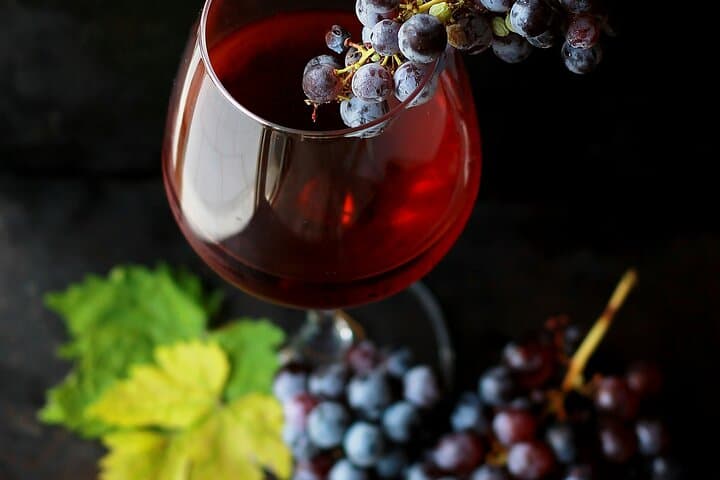prague-private-luxury-wine-and-chocolate-tasting-tour photo 5