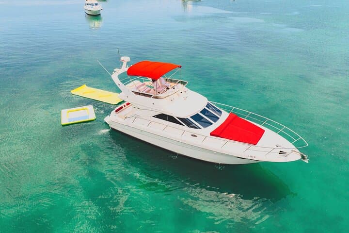 Pink 50ft Miami Yacht Rental: Private Biscayne Bay & Miami River Cruise photo 3