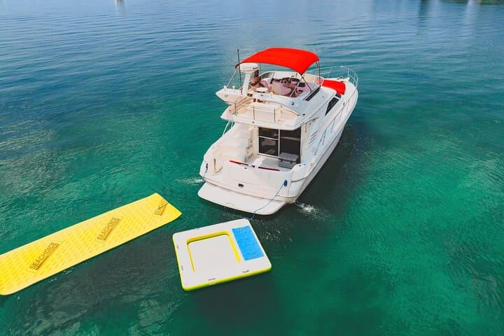 Pink 50ft Miami Yacht Rental: Private Biscayne Bay & Miami River Cruise photo 2