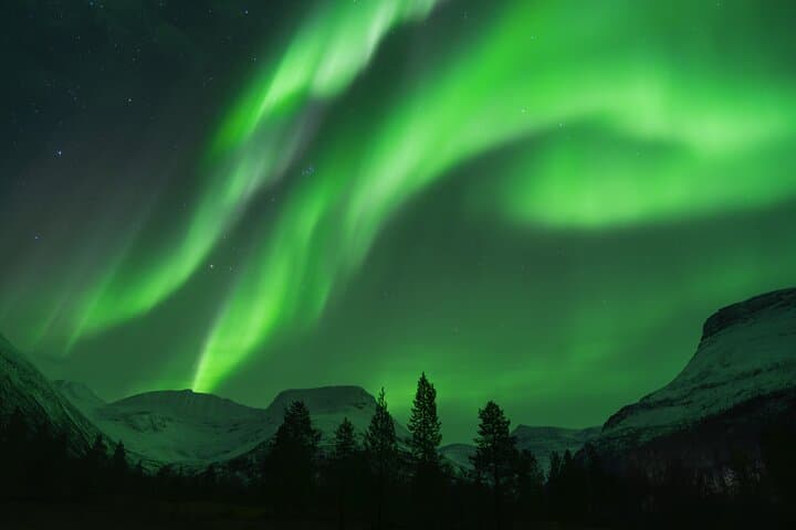 Chase the Northern Lights in Tromsø — Guided Aurora Adventure with Free Photos photo 2
