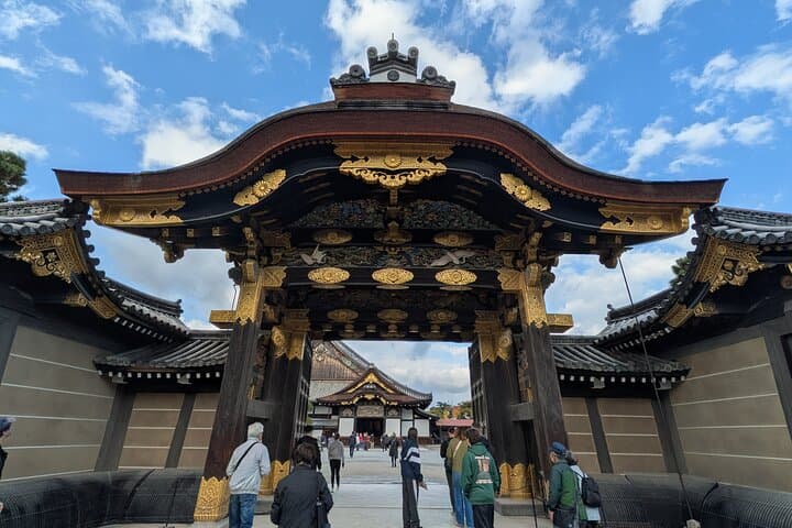 8‑Hour Private Kyoto Tour with Licensed Guide & Private Car — Nijo, Arashiyama, Kinkaku‑ji & Fushimi Inari photo 2