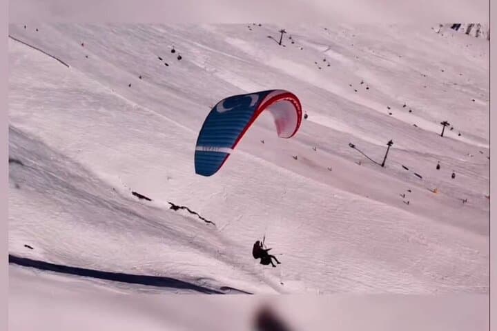 Tandem Paragliding in Gudauri: Fly Over the Caucasus with a Certified Pilot