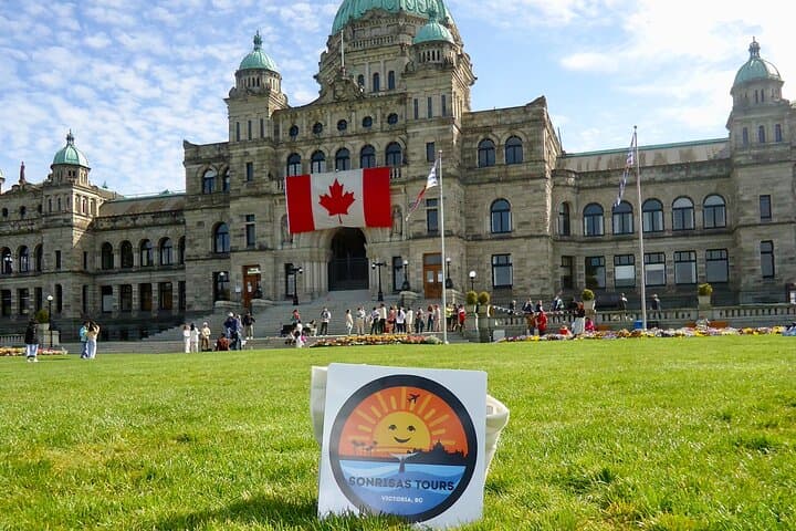 Evening and Weekend Walking Tours in Downtown Victoria: Historic Night Strolls photo 3