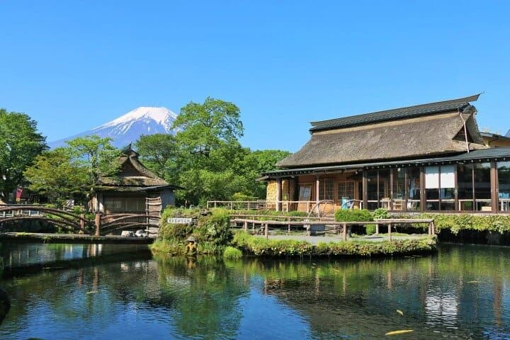 Full-Day Mt. Fuji, Oshino Hakkai & Gotemba Outlets with Hot Spring from Tokyo photo 4