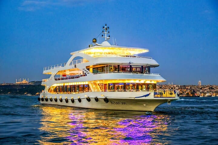Evening Luxury Cruise on the Bosphorus: Dinner, Live Music & Iconic Views