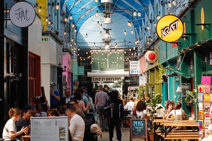 Great Brixton History & Culture Private Walking Tour: Markets, Music, and Murals