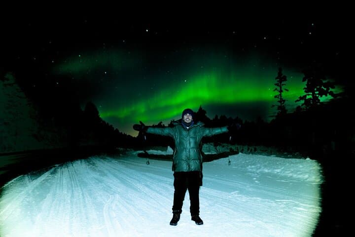 Chasing the Aurora: Guaranteed Northern Lights Tour in Rovaniemi with Local Guide photo 6