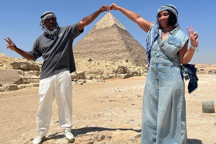 Full-Day Private Cairo Tour from Hurghada: Pyramids, Cairo Tower & Tahrir photo 5