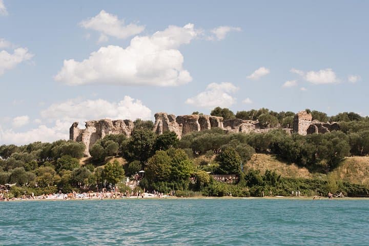 Verona, Sirmione & Lake Garda: Day Trip from Venice with Private Boat Cruise photo 4