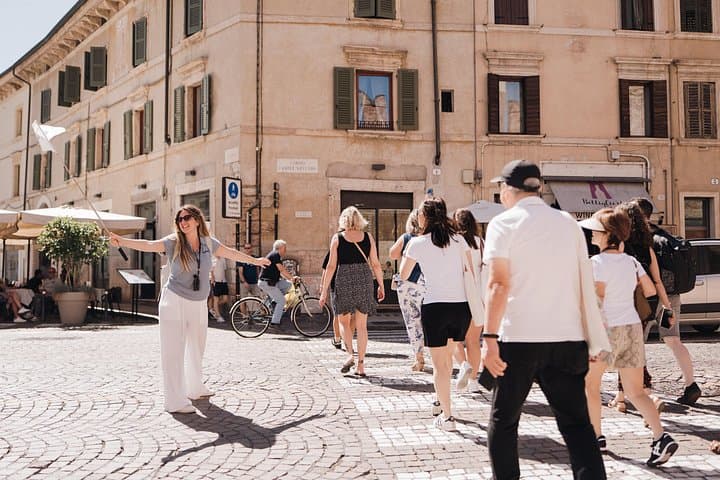 Verona, Sirmione & Lake Garda: Day Trip from Venice with Private Boat Cruise photo 2