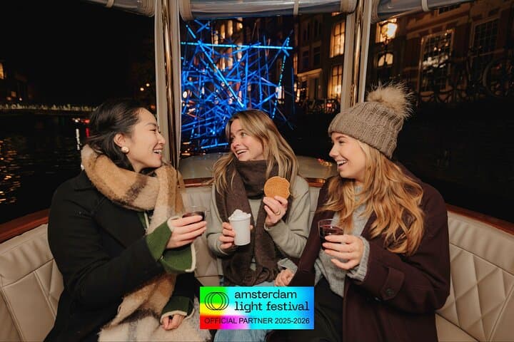 Amsterdam Light Festival Canal Cruise: Heated Boat, Hot Drinks & Stroopwafel photo 4
