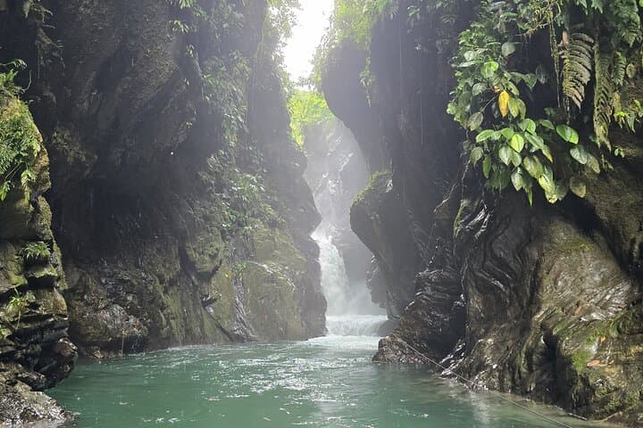 Danube and Mermaid Oasis Day Trip from Cali — Farallones Hike & Natural Pools photo 5