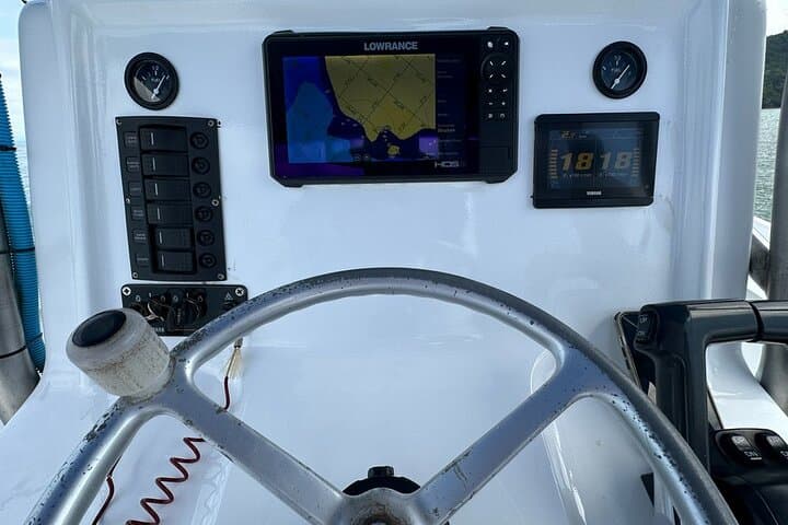 Jaco Full-Day Sportfishing Charter — Inshore & Offshore for Marlin, Roosterfish & Tuna photo 3