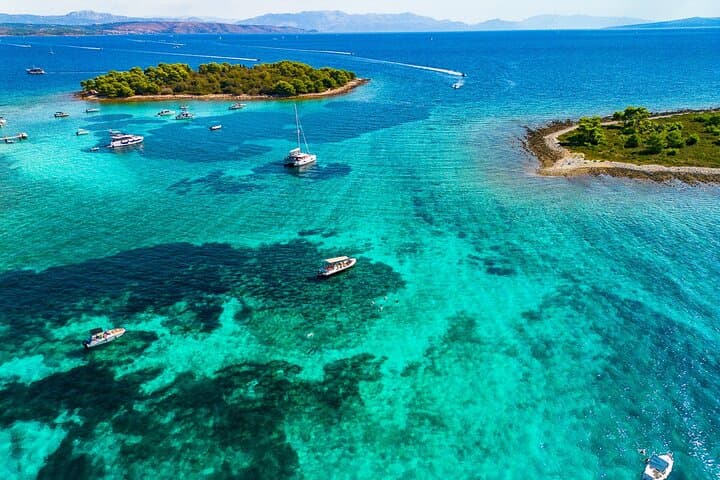 Blue Lagoon and Šolta Private Speedboat from Split: Swim, Snorkel & Dalmatian Villages photo 2