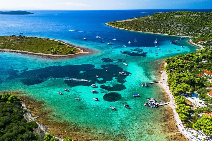 Blue Lagoon and Šolta Private Speedboat from Split: Swim, Snorkel & Dalmatian Villages photo 3
