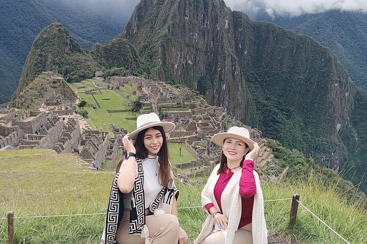 Private Full-Day Machu Picchu Tour from Cusco — Train to the Lost City photo 2