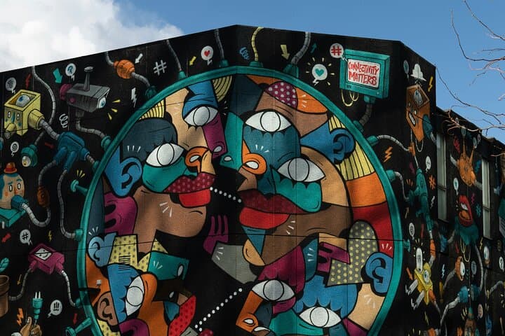 Shoreditch Street Art Walking Tour — Private London Graffiti Experience photo 4