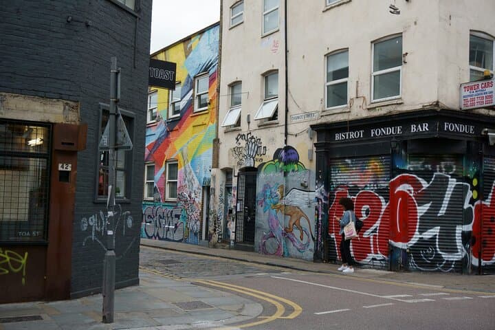 Shoreditch Street Art Walking Tour — Private London Graffiti Experience photo 5