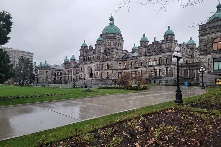 Victoria Day Trip — Butchart Gardens & Malahat SkyWalk Private Day Tour photo 4