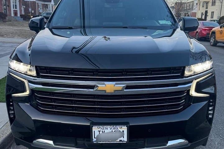 Private Newark Airport Transfer: Luxury EWR Door-to-Door Service photo 2