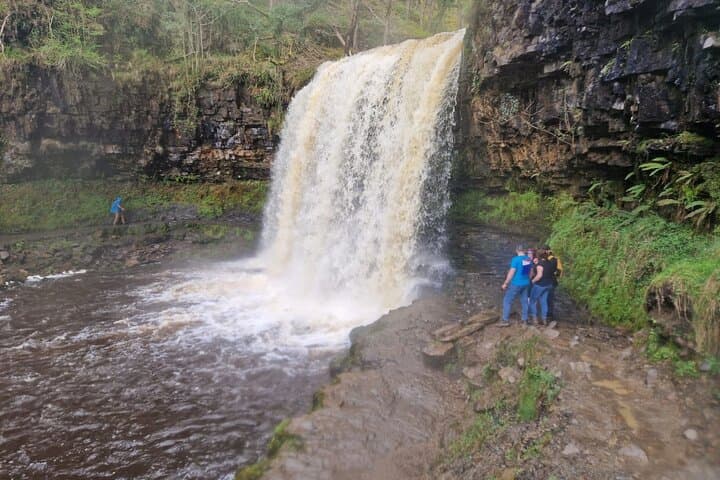 Brecon Beacons Four Waterfalls Guided Hike from Cardiff photo 6