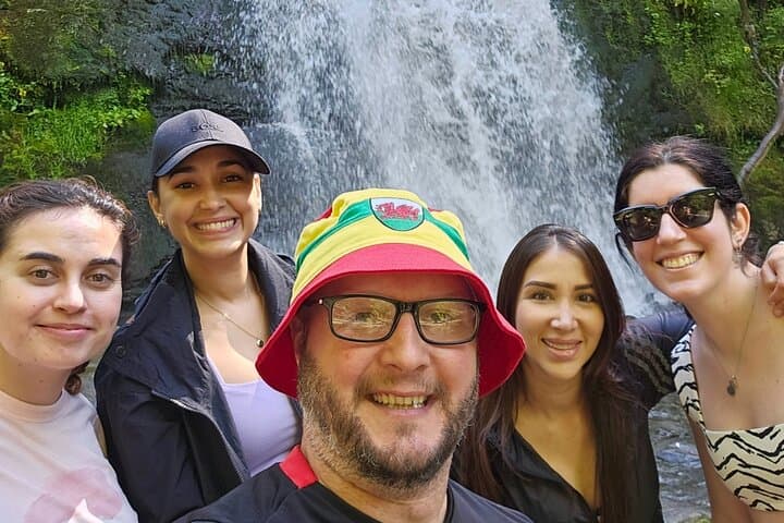 Brecon Beacons 4 Waterfalls: Private Guided Day Hike from Cardiff photo 5