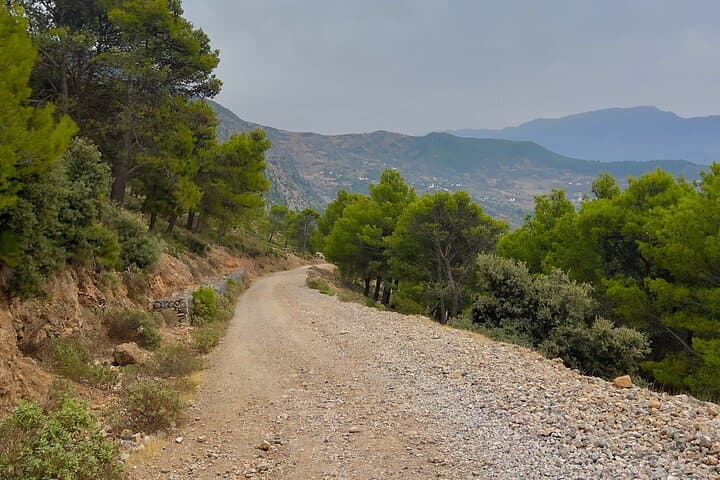 Half-Day Hike to Chefchaouen’s Mountain Viewpoints — Rif Mountains Walk