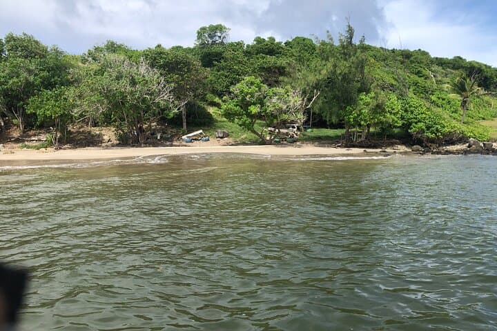East Coast Private Island Kayak & Picnic Day Trip in Saint Lucia