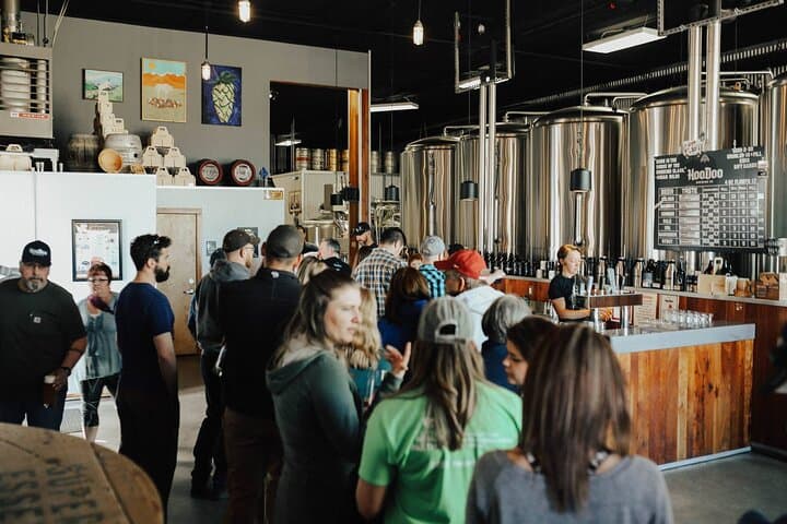 Fairbanks Distillery and Craft Beer Pub Crawl: 3-Hour Tasting Route of Local Spirits