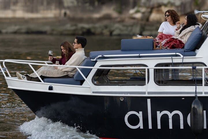 Douro River Cruise from Afurada: 6 Bridges, Port Wine Tasting & Riverside Views photo 6