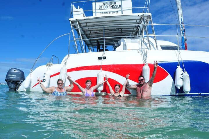 Punta Cana Private Catamaran: Full Experience with Unlimited Drinks & Snorkeling photo 2