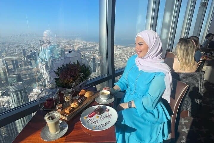 Dubai Skyline Private Tour: Palm View, Address Sky View & Burj Khalifa SKY photo 6